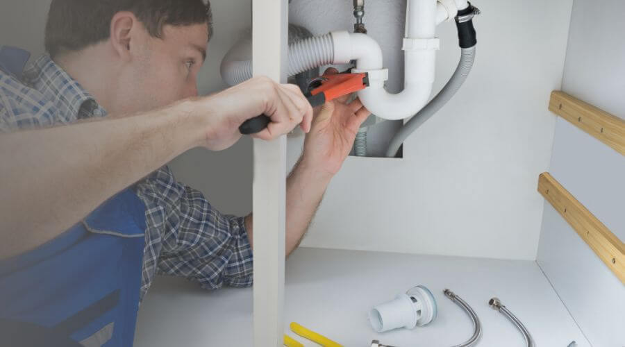 Expert burst pipe repair services in Webberville, MI